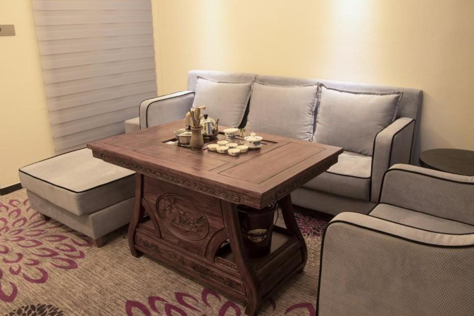 Lavande Hotel Luzhou Jiale Century City Dış mekan fotoğraf
